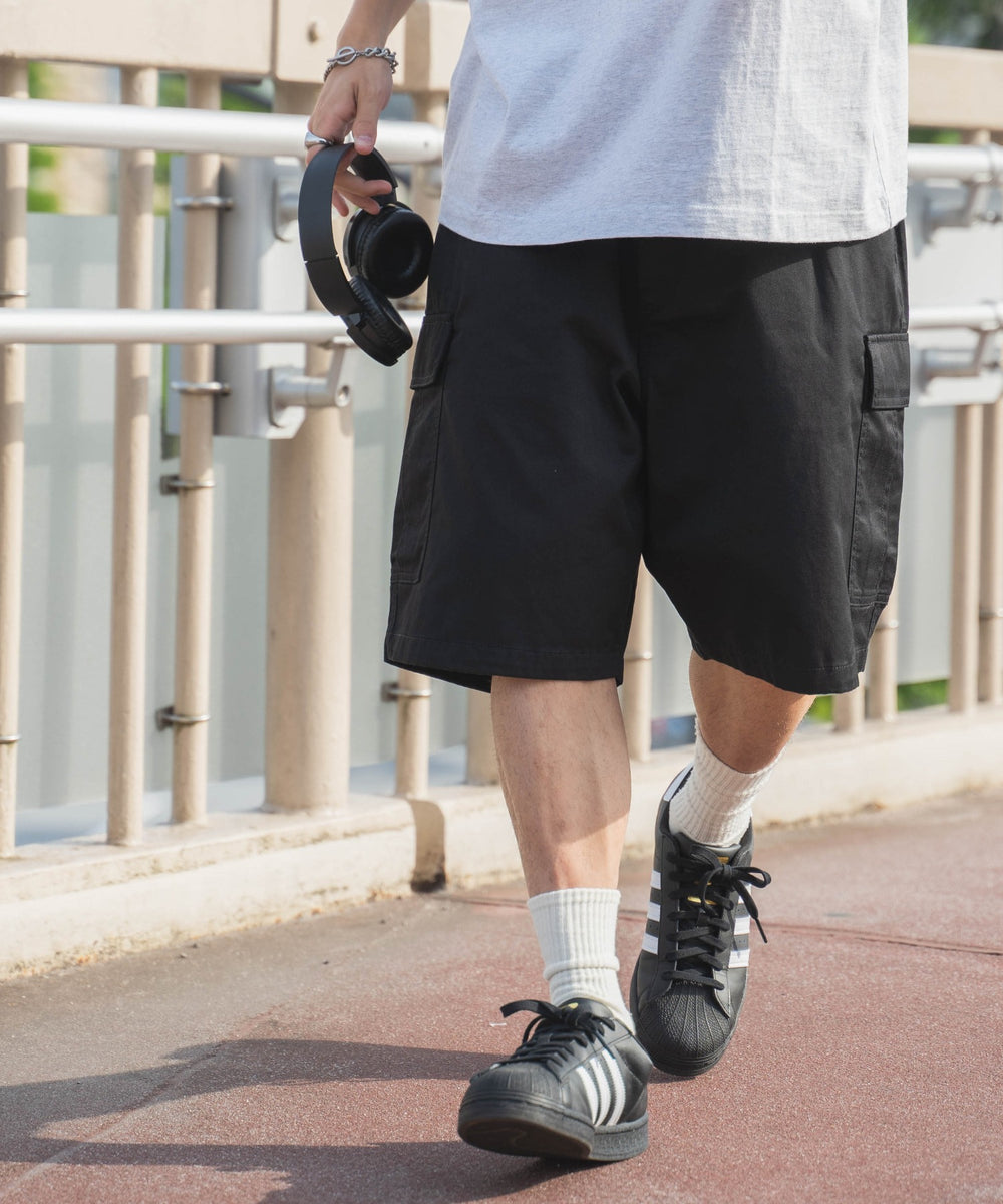 ブラック モデル：174cm L着用