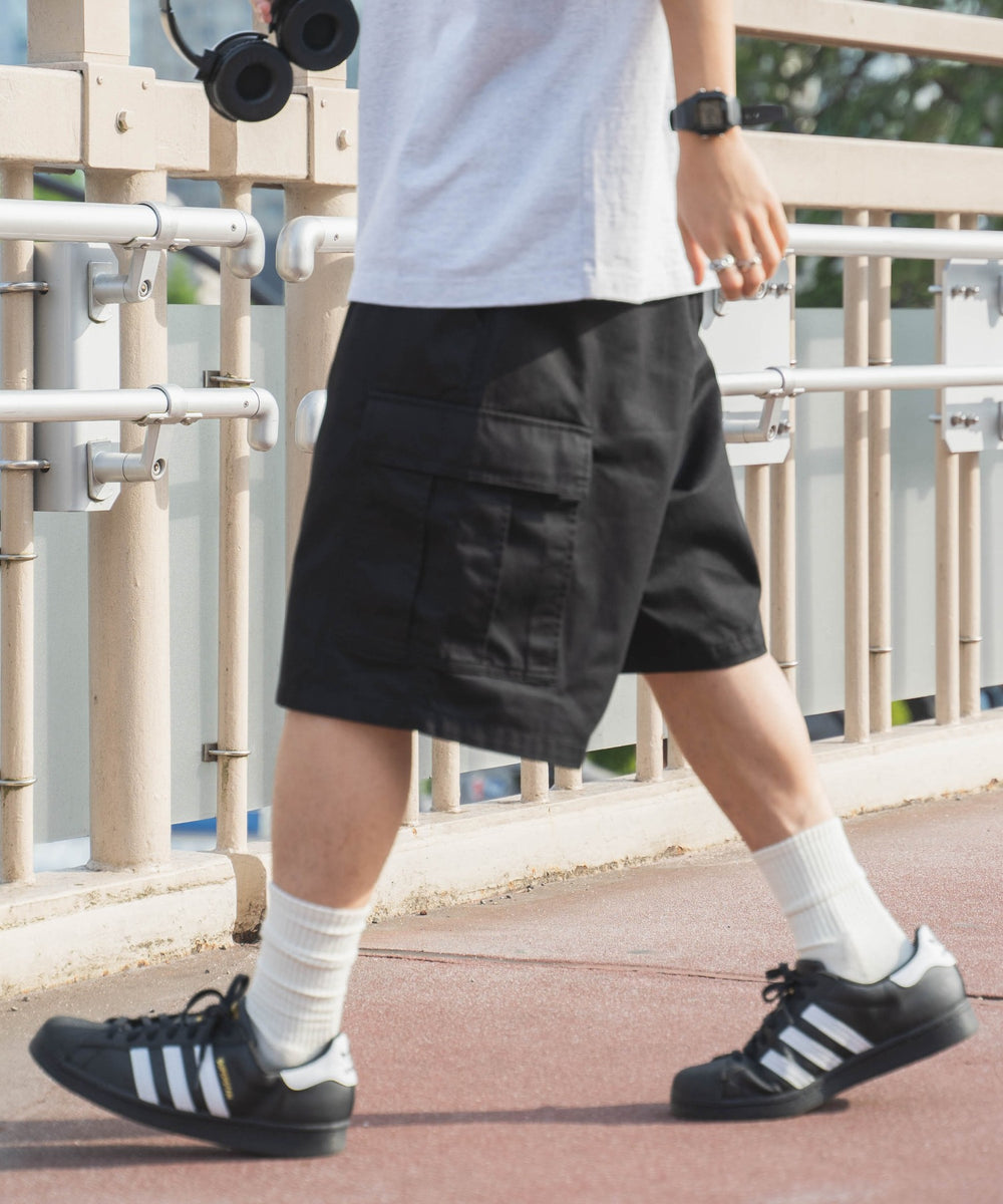 ブラック モデル：174cm L着用