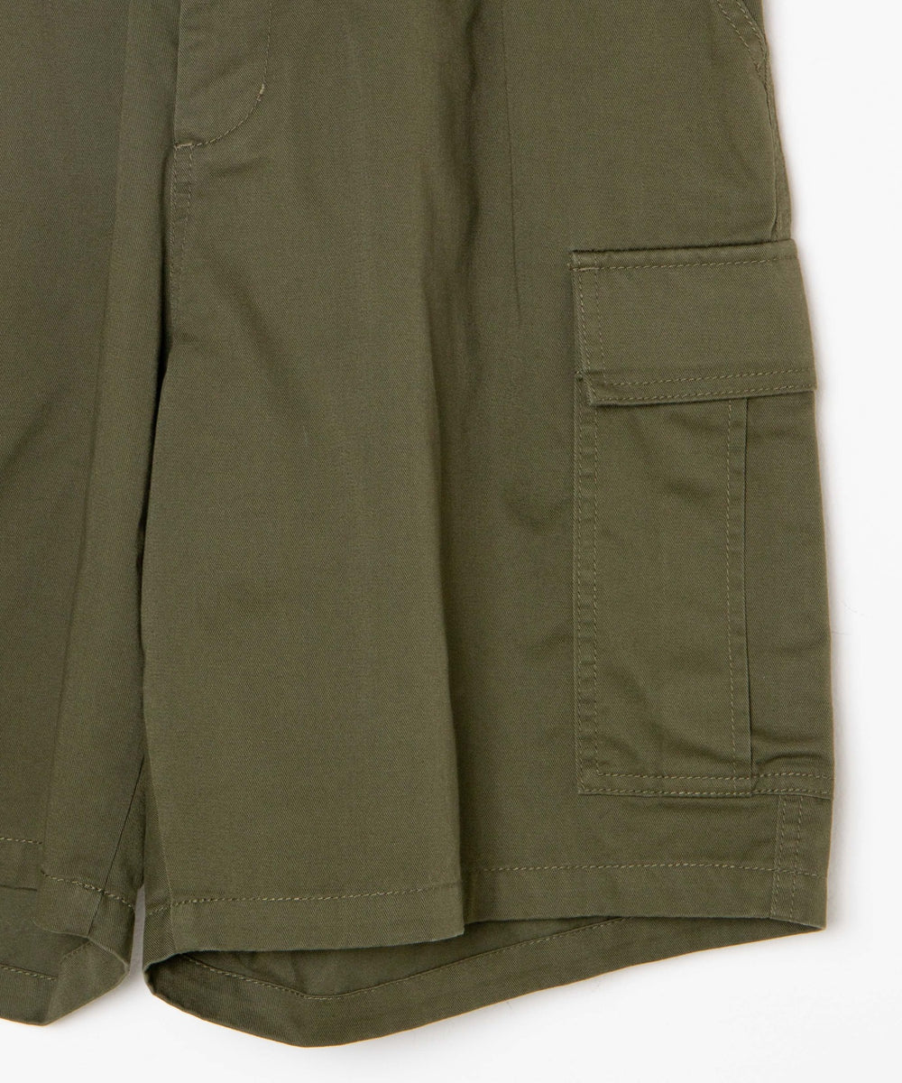 ワイドカーゴショーツ