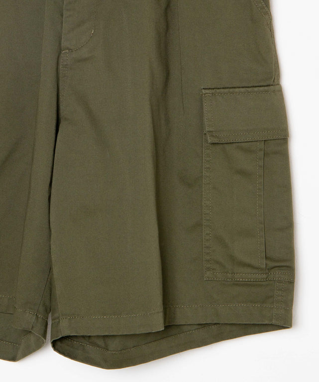 ワイドカーゴショーツ