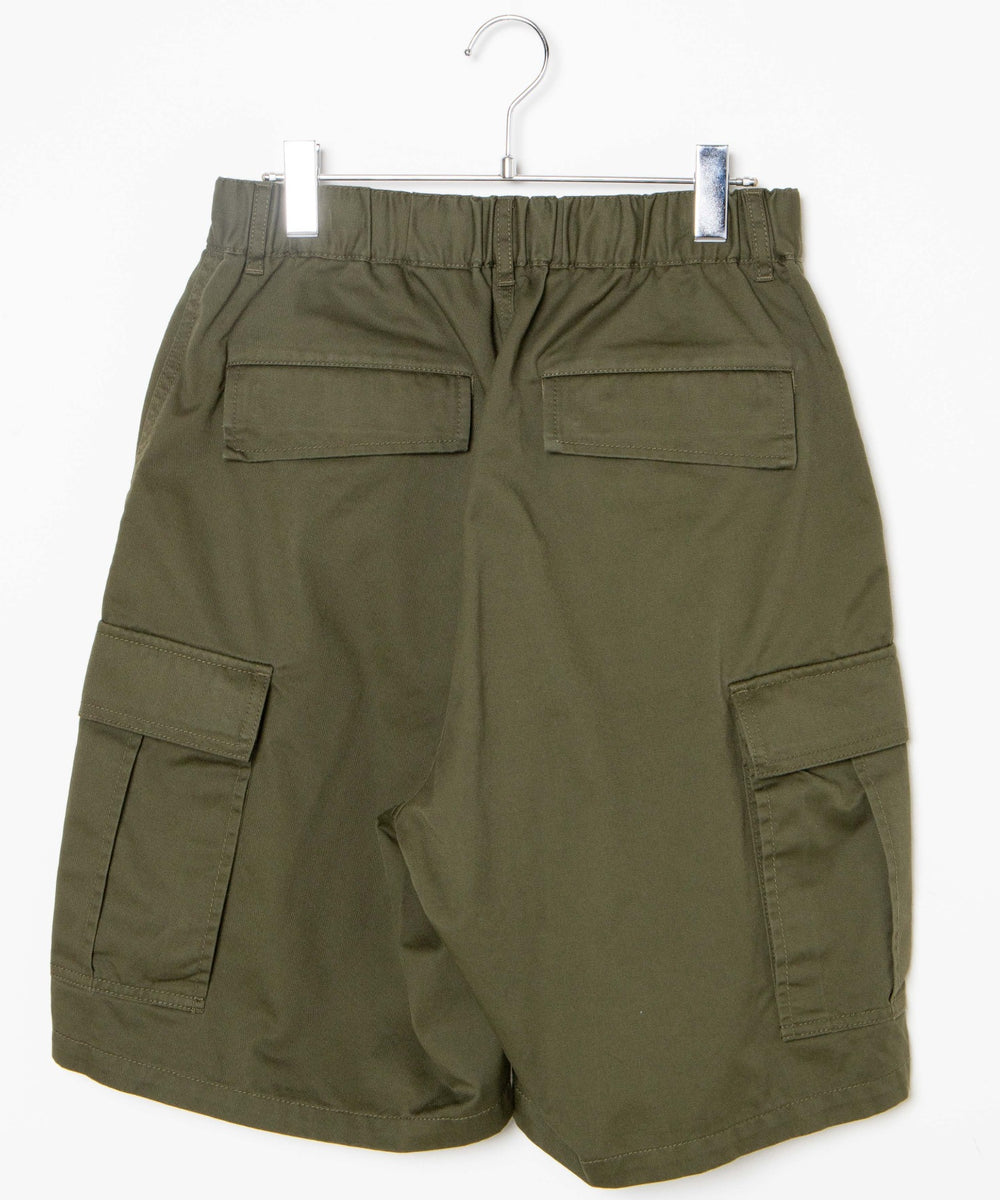 ワイドカーゴショーツ