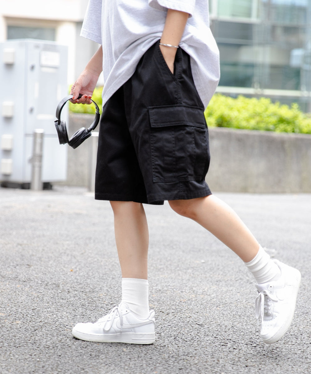 ブラック モデル：166cm L着用