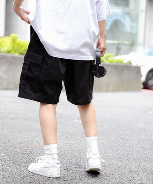 ブラック モデル：166cm L着用