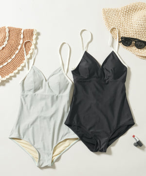 パイピングワンピーススウィムウェア