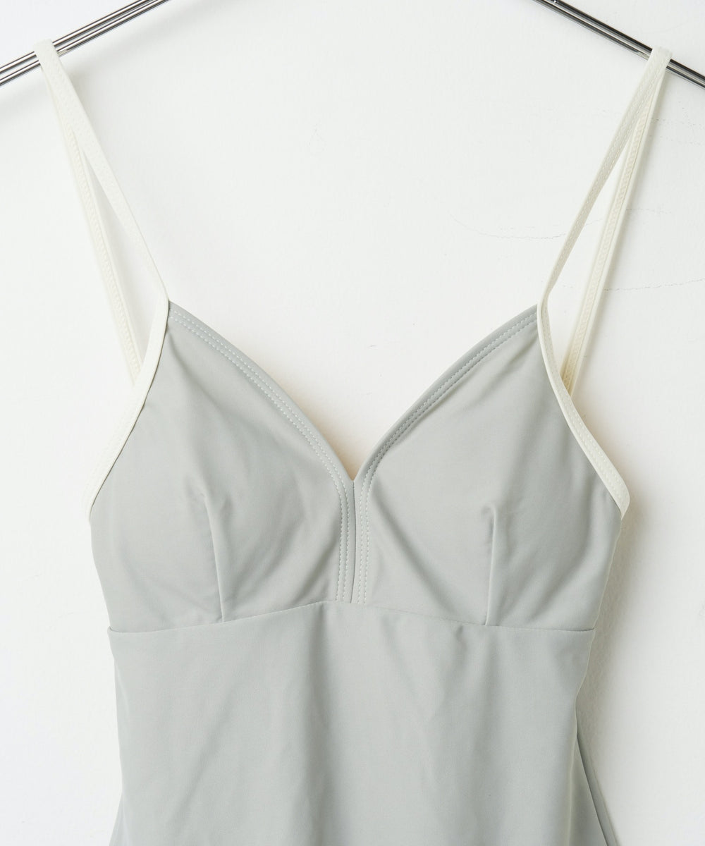 パイピングワンピーススウィムウェア