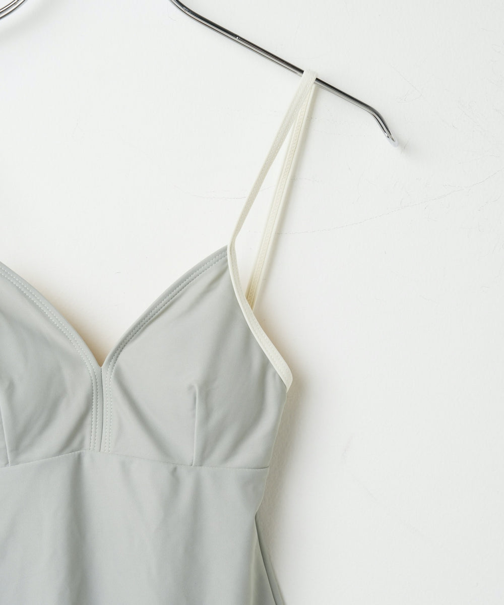 パイピングワンピーススウィムウェア