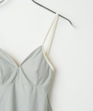 パイピングワンピーススウィムウェア