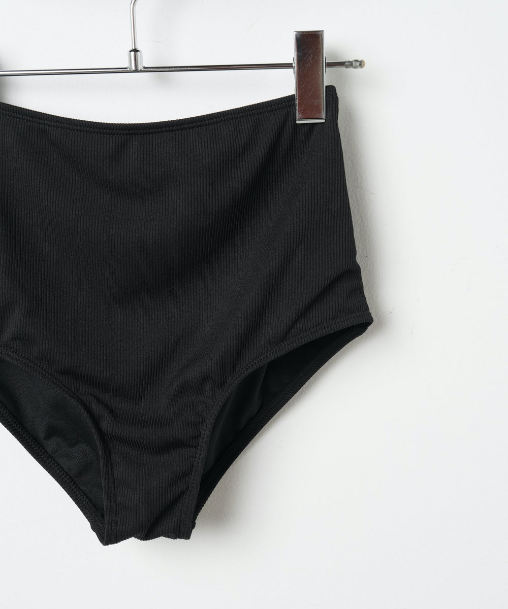 カシュクールスウィムウェア