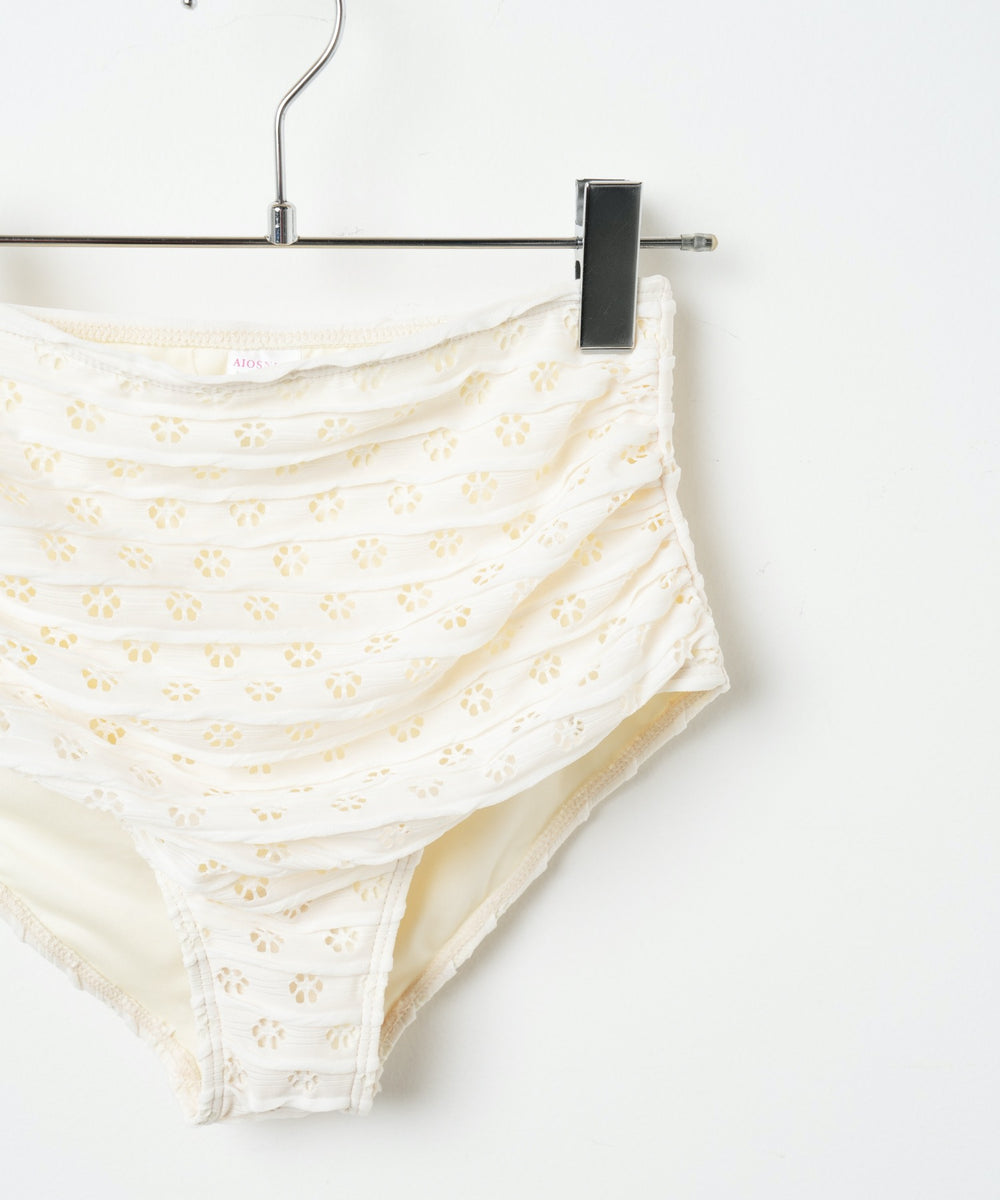 カットレース2ピーススウィムウェア