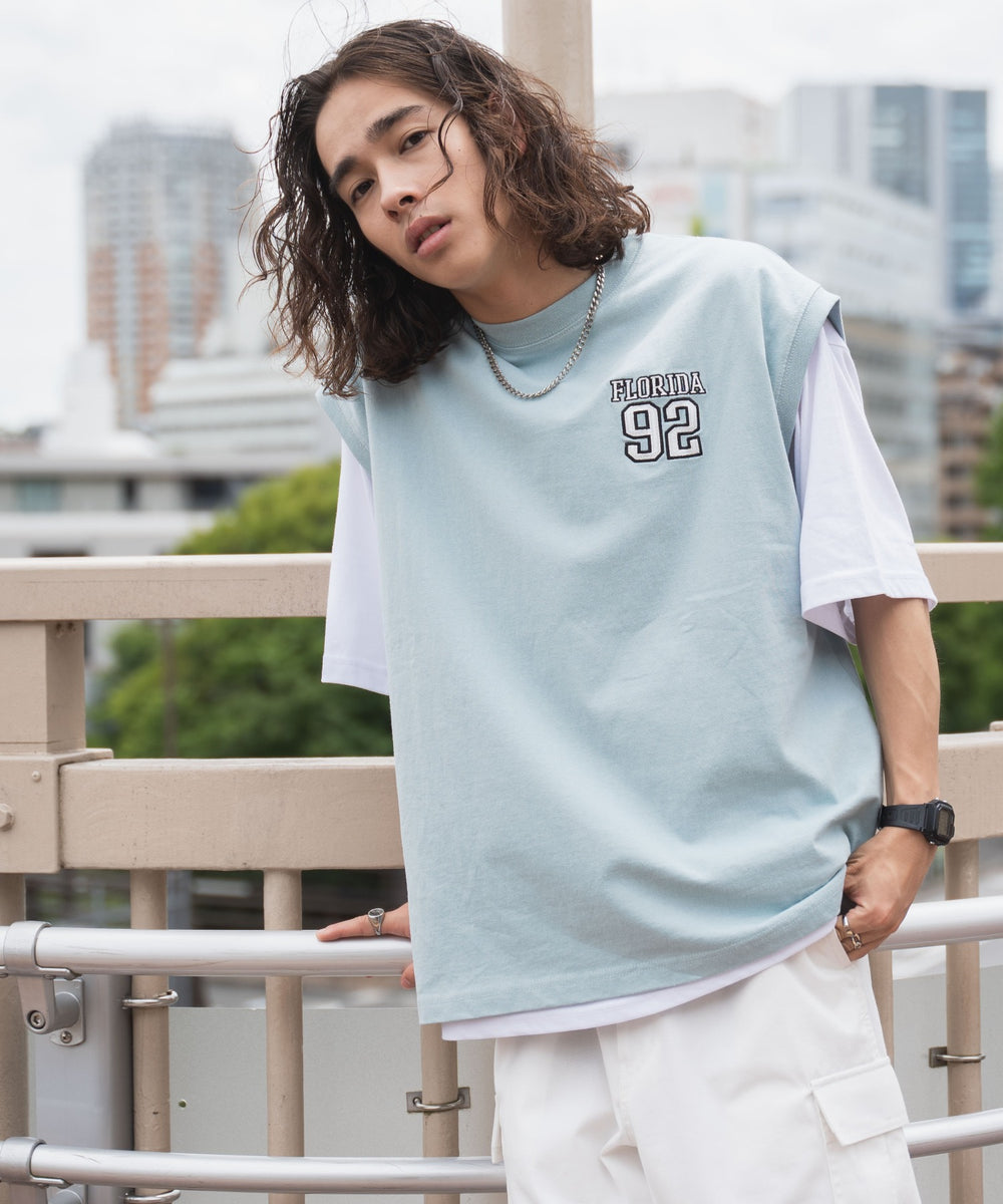 サックス モデル：174cm L着用