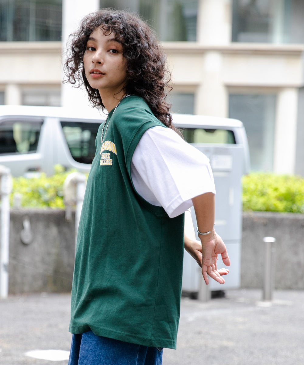 Dグリーン モデル：166cm L着用