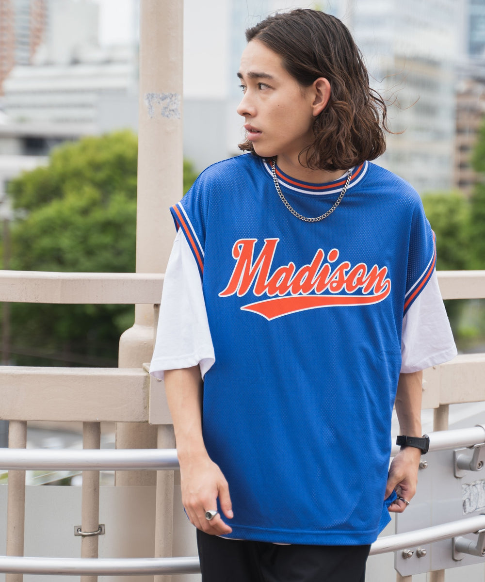 ブルー モデル：174cm L着用