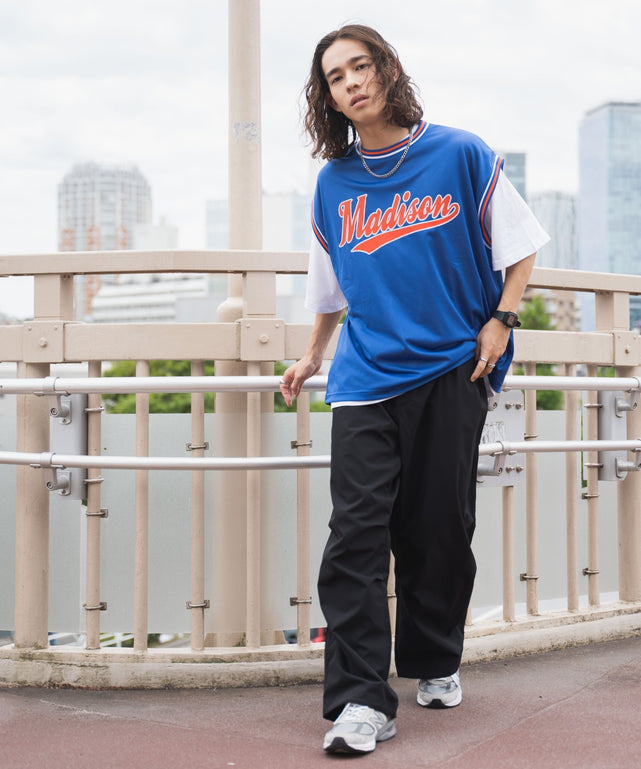 ブルー モデル：174cm L着用