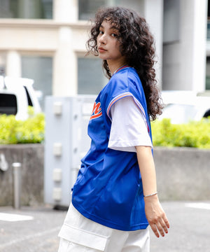 ブルー モデル：166cm L着用