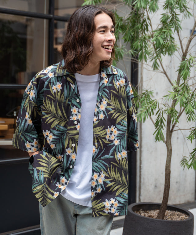 柄2 モデル：174㎝ L着用