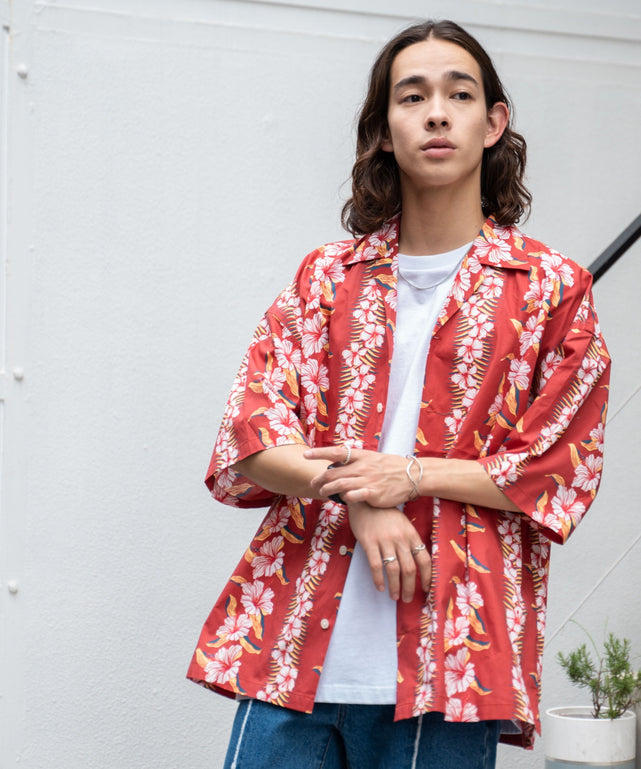 柄4 モデル：174㎝ L着用