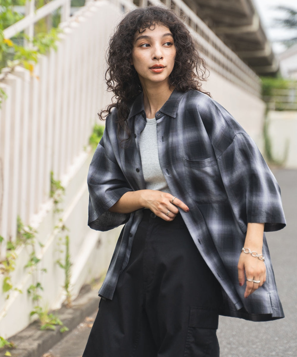ブラック系チェックモデル：166cm L着用