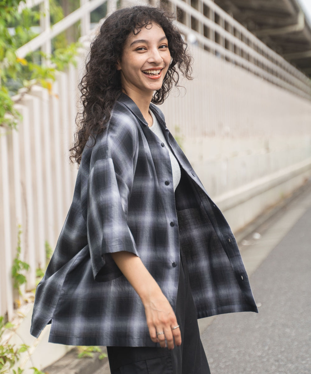 ブラック系チェックモデル：166cm L着用