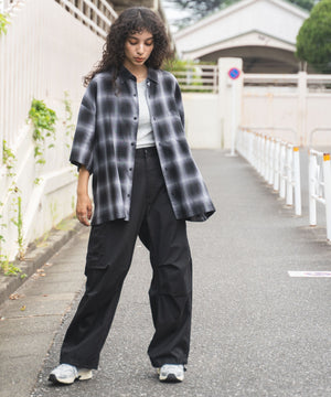 ブラック系チェックモデル：166cm L着用