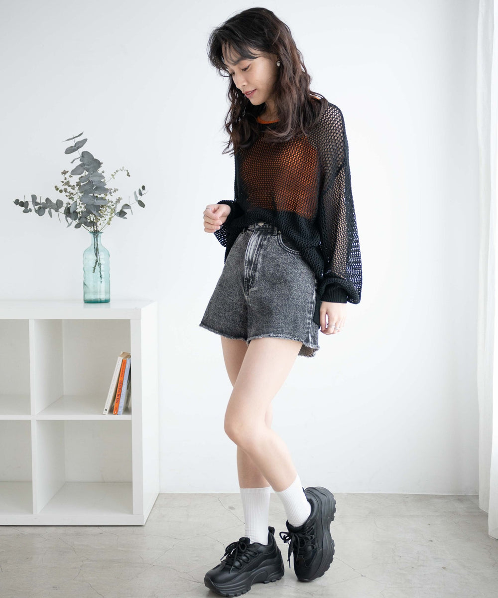 ブラックその他 モデル：164cm M着用