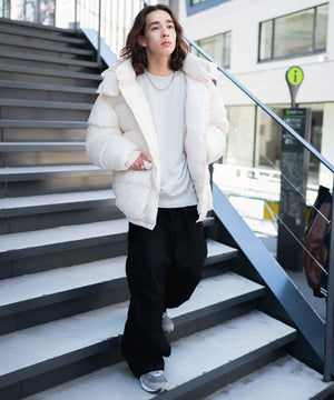 ホワイトその他 モデル：174㎝ L着用