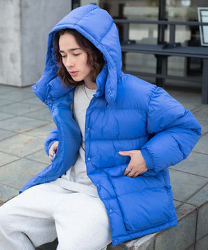 ブルー モデル：174㎝ L着用