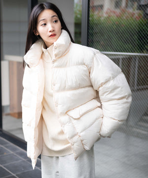 ホワイトその他 モデル：165㎝ M着用