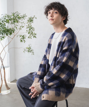 柄2 モデル：175cm L着用