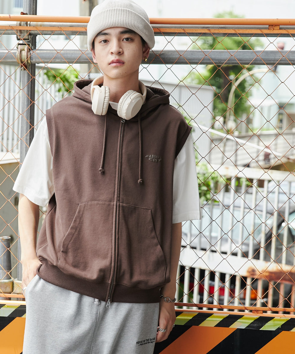 ブラウン モデル：180cm L着用