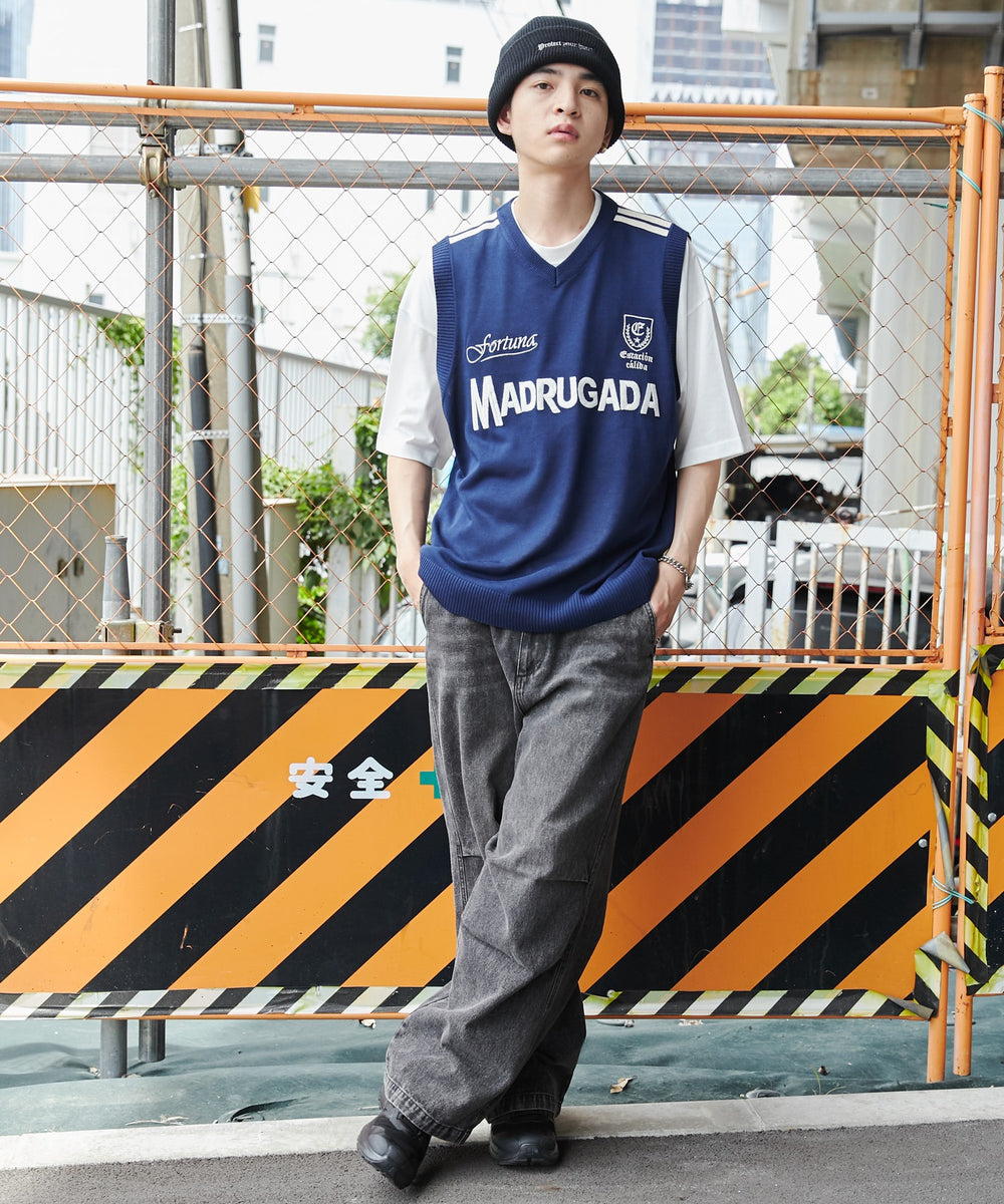 ネイビー モデル：180cm L着用