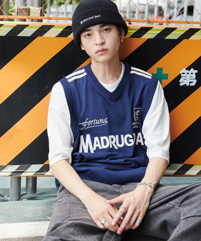 ネイビー モデル：180cm L着用