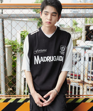 ブラック モデル：180cm L着用