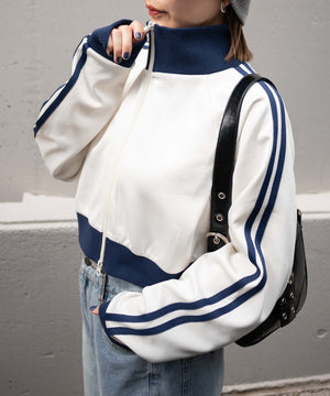 ネイビー　モデル:155cm F着用