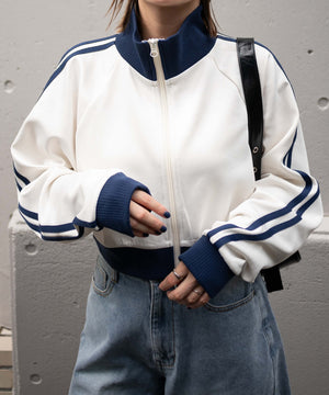 ネイビー　モデル:155cm F着用