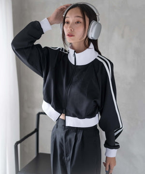 ブラック　モデル:161cm F着用