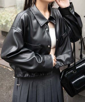 ブラック　モデル:155cm F着用