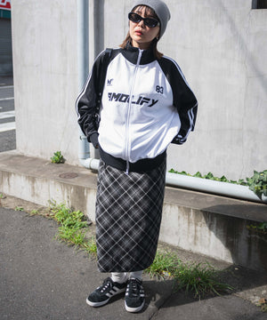 ブラック　モデル:155cm F着用