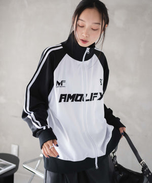 ブラック　モデル:161cm F着用