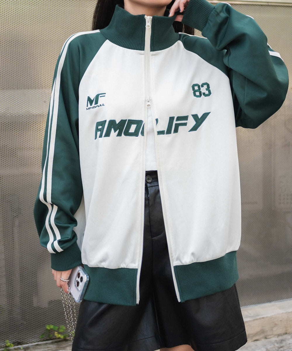 Dグリーン　モデル:155cm F着用