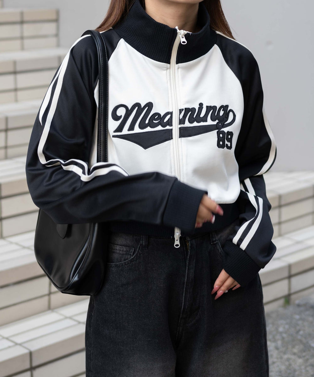 ブラック　モデル:155cm F着用