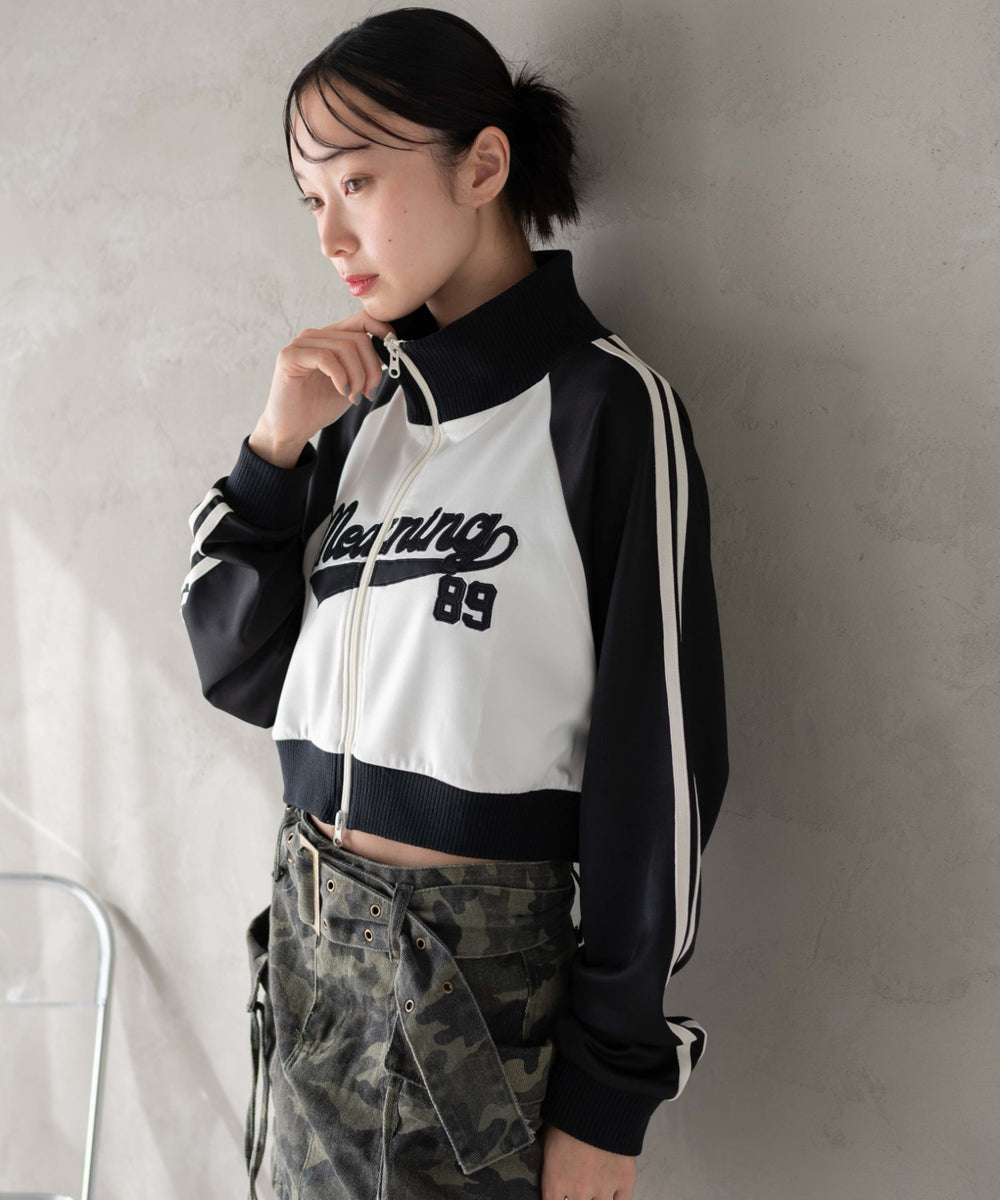 ブラック モデル：161cm F着用