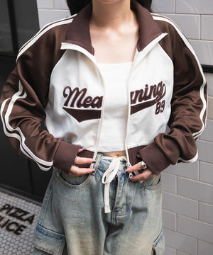 ブラウン　モデル:155cm F着用