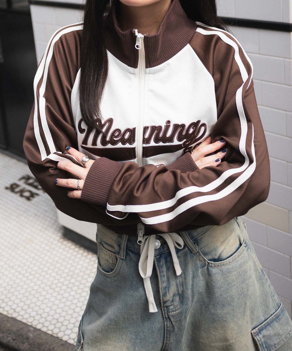 ブラウン　モデル:155cm F着用