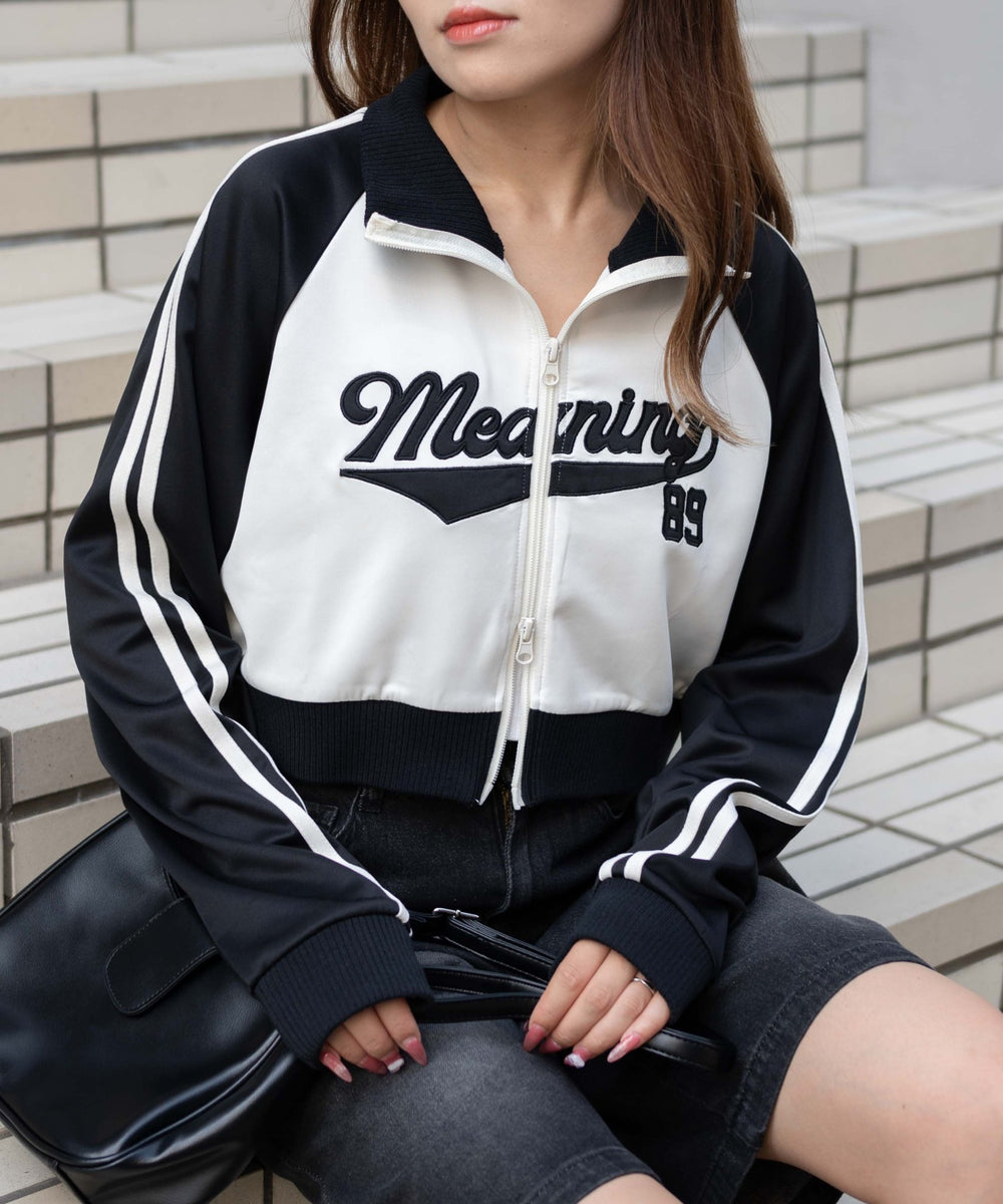 ブラック　モデル:155cm F着用