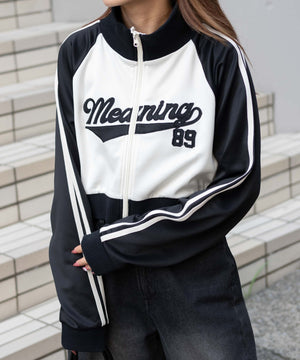 ブラック　モデル:155cm F着用