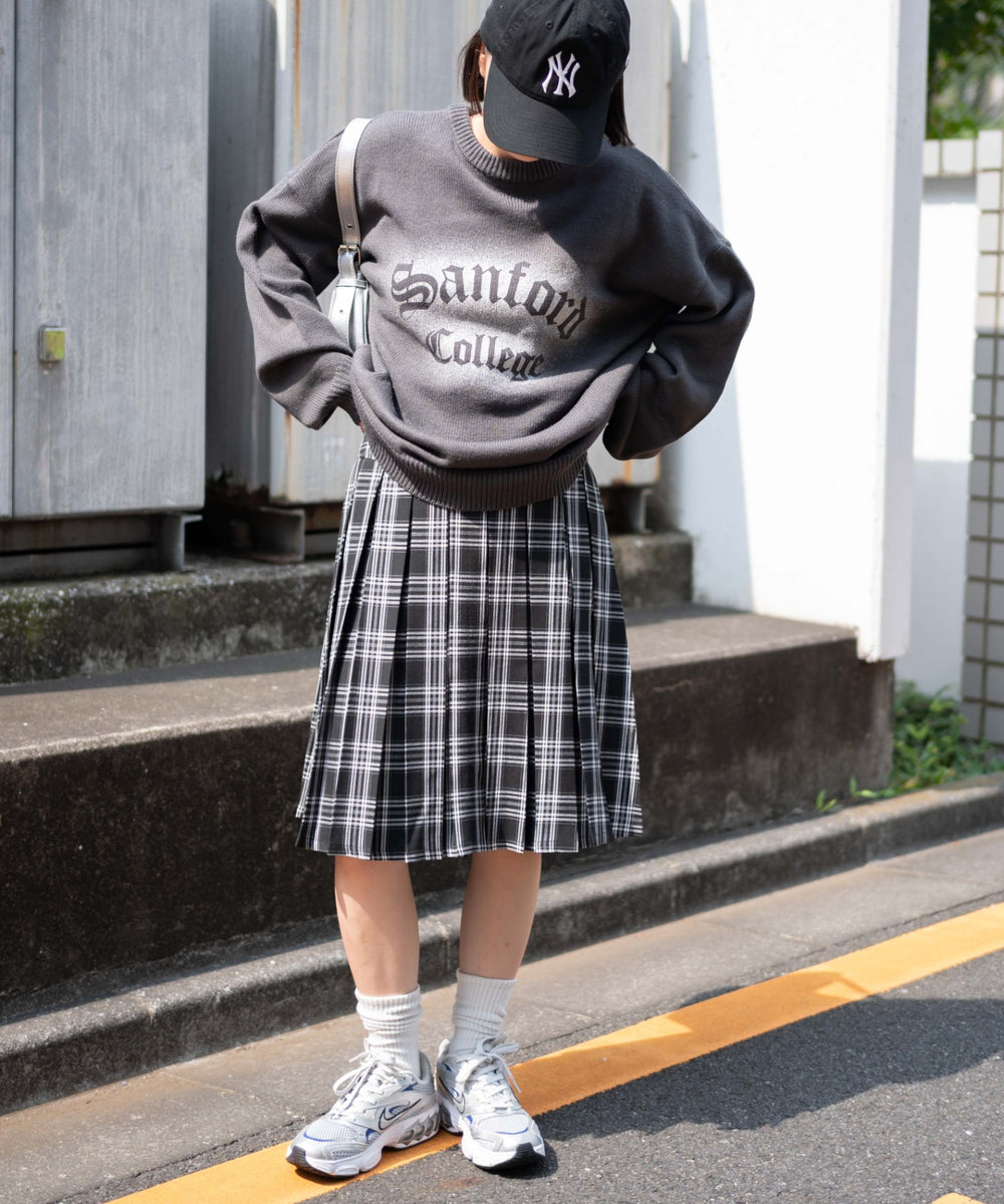 ブラックチェック1　モデル:155cm F着用