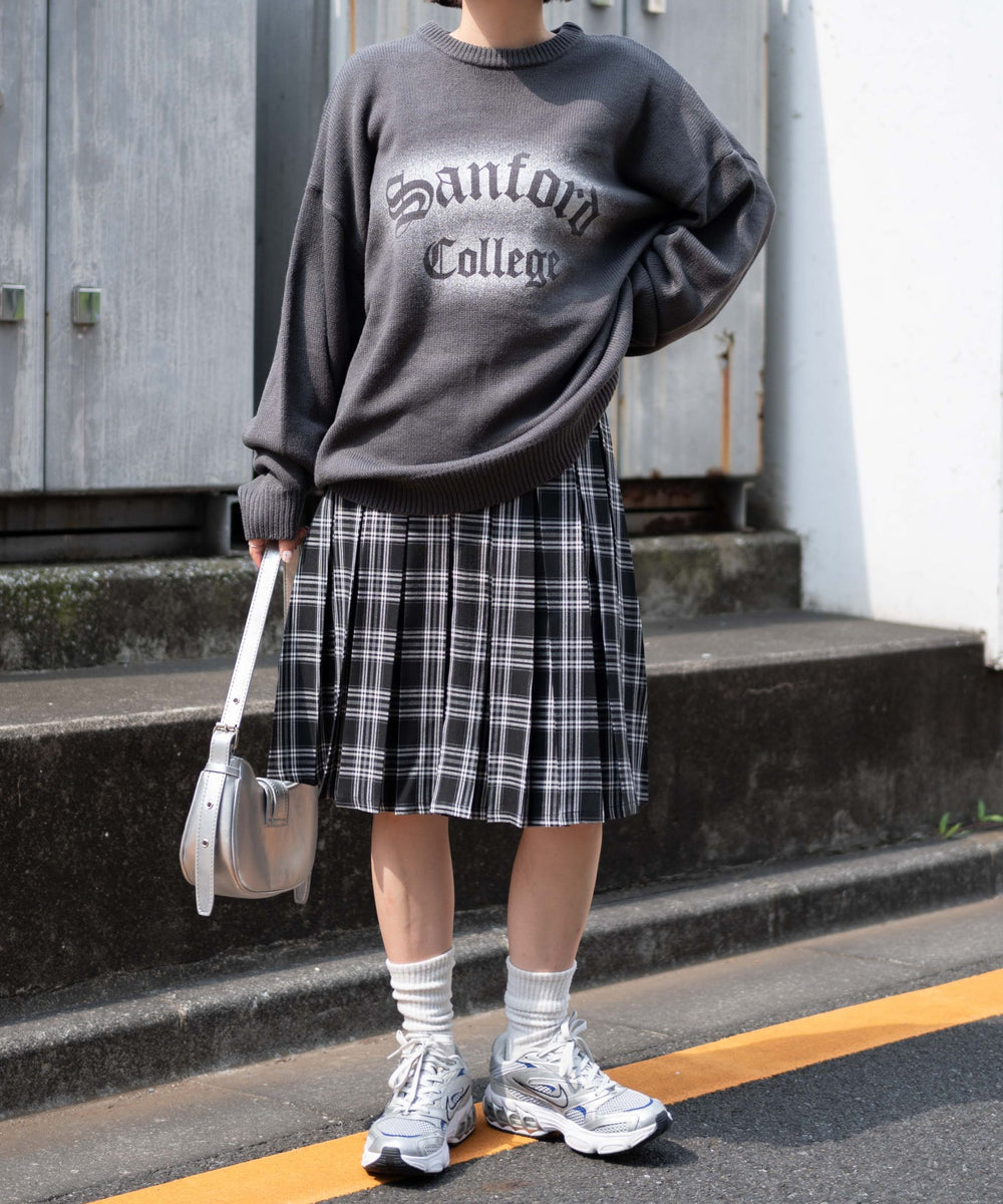 ブラックチェック1　モデル:155cm F着用