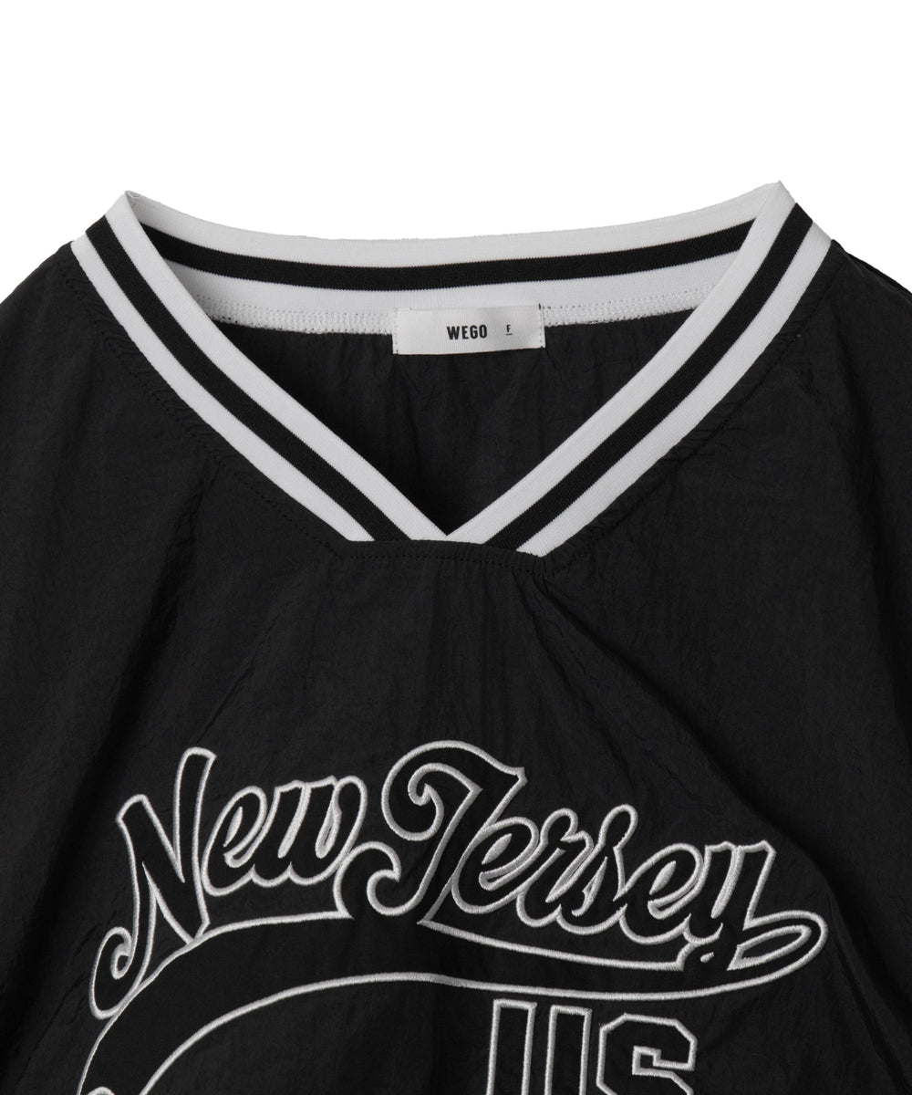 ナイロンショートプルオーバー