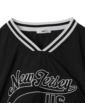 ナイロンショートプルオーバー