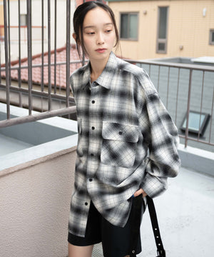 柄2 モデル：161cm L着用